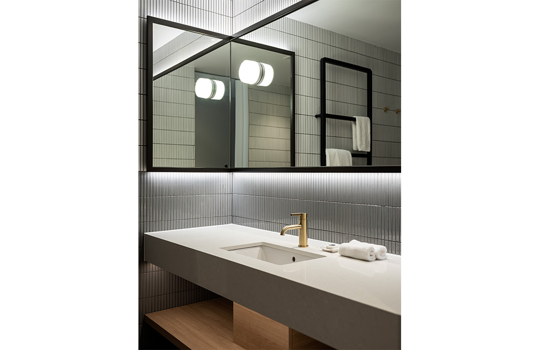 Hotel Room Vibe Darling Harbour, Sydney